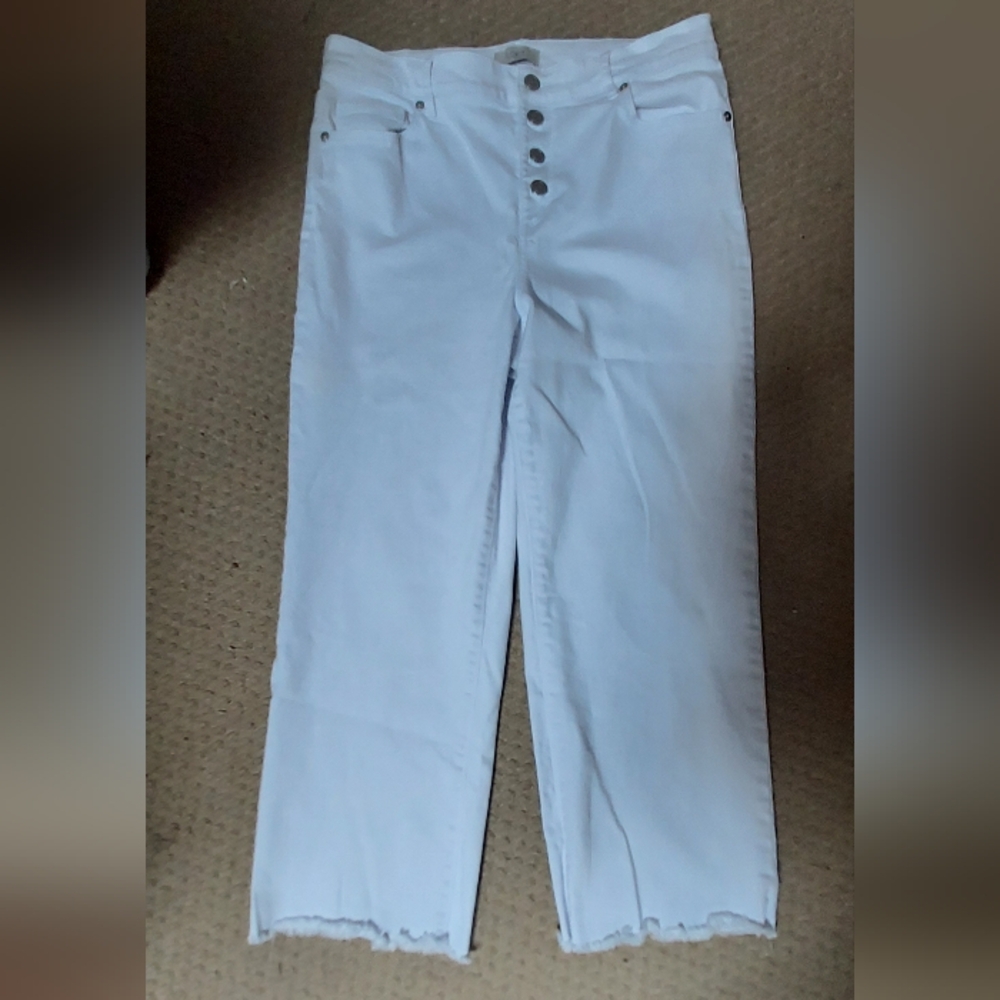 White High Rise Waist Slim Wide Leg Crop Jeans Size 10 Raw Hem Button Fly Basic